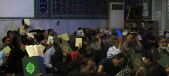 برنامه شب‌های قدر ۱۳۹۵ در مهدیه کاشان